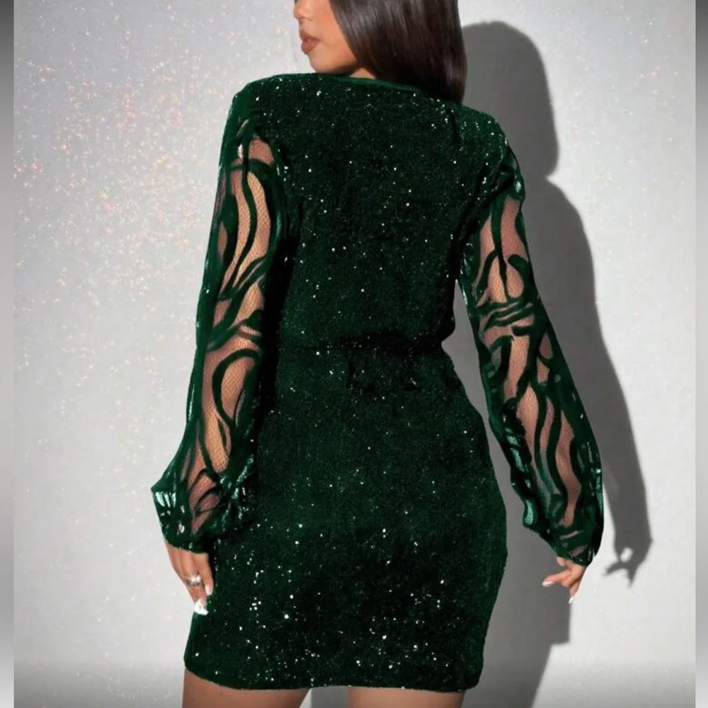 Elegant Green Evening Dress